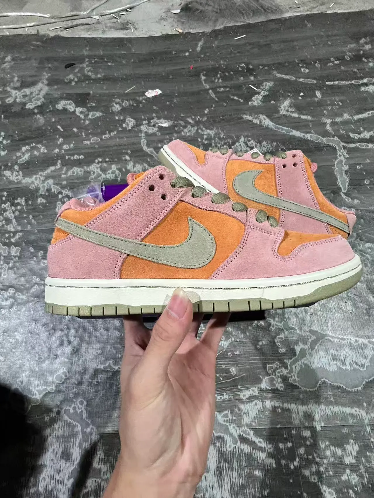 Nike SB Dunk Low Pink Orange Olive Skateboard Shoes 8