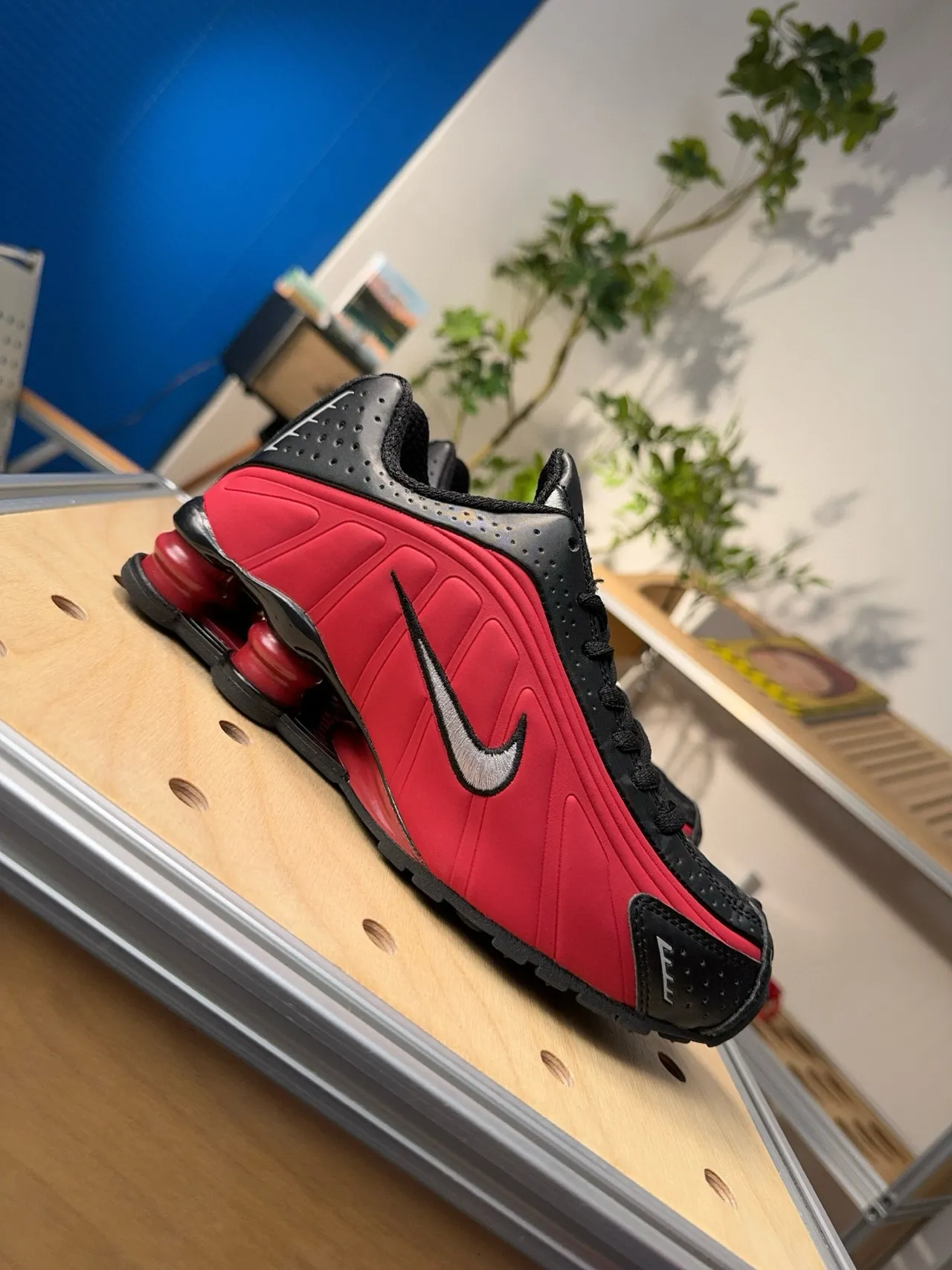 Nike Shox NZ Red and Black Lifestyle Sneakers 3