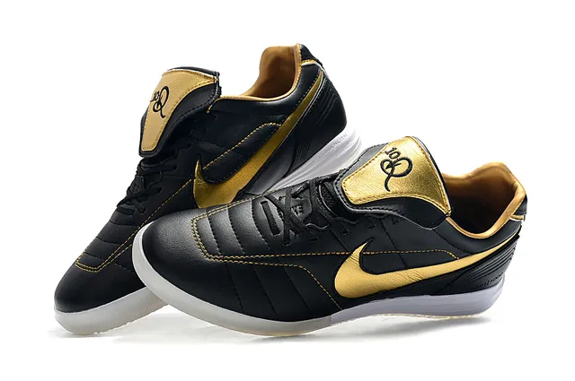 Nike Tiempo Legend Branco Dourado Couro Quiltado Superior Swoosh Metálico Sapatos de Futebol Indoor 12