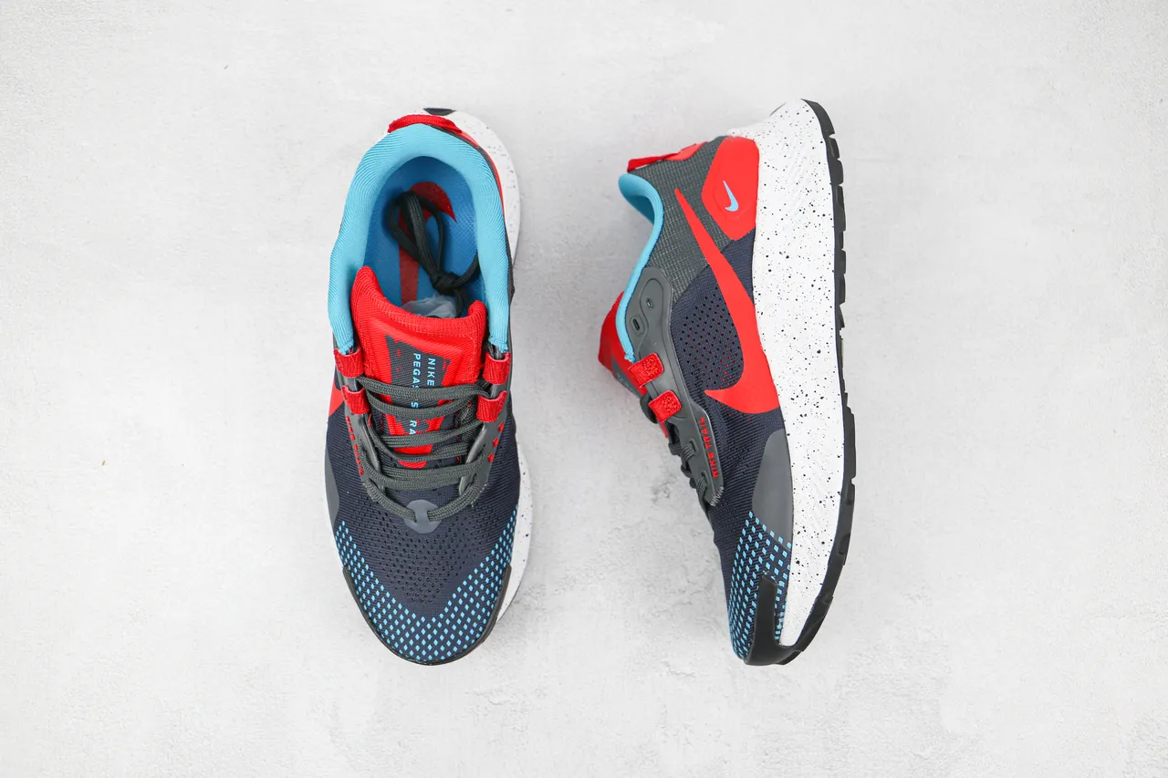 Nike Trail Gris Rojo Swoosh superposición motas blanco suela intermedia zapatillas de correr 3