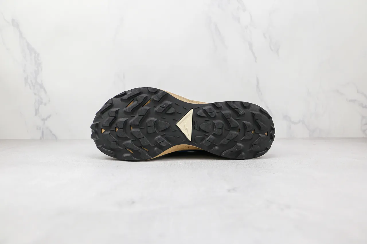 Nike chaussure de trail running noir bleu clair tan tacheté semelle intermédiaire chaussure de running 4