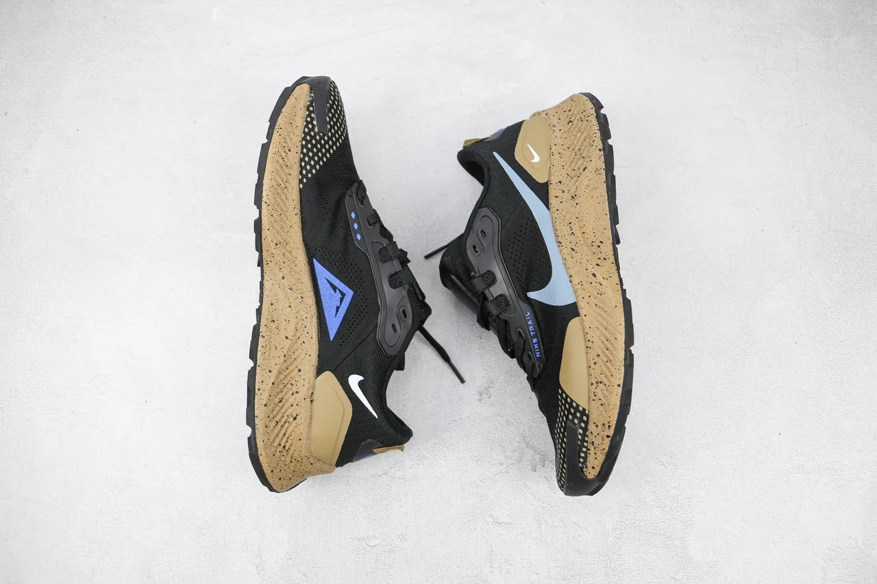 Nike chaussure de trail running noir bleu clair tan tacheté semelle intermédiaire chaussure de running 9