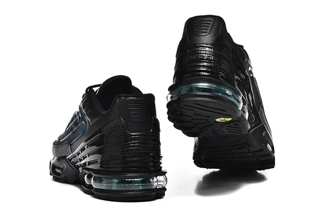 Nike Tuned Air Black and Cyan Lifestyle Sneakers 8