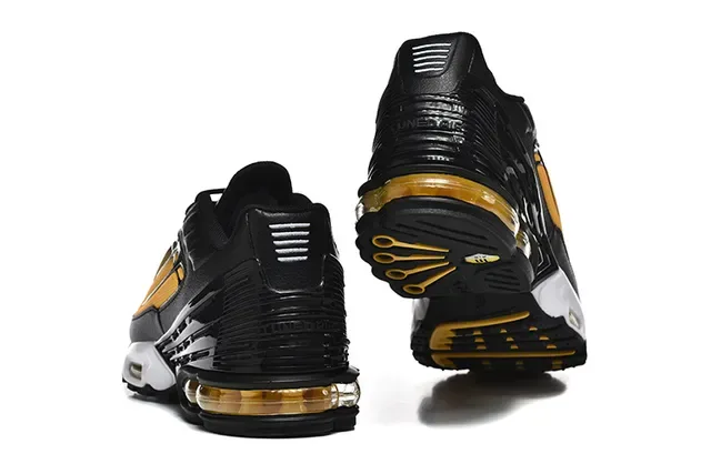 Nike Tuned Air Black and Cyan Lifestyle Sneakers 14