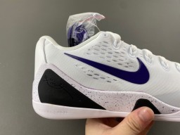 Nike White and Purple Swoosh Basketball Shoes 3