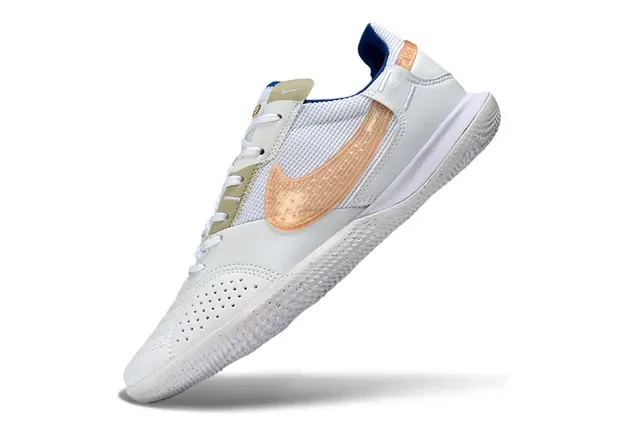 Nike White Beige Low-Top Perforated Leather And Mesh Upper Sneakers 3