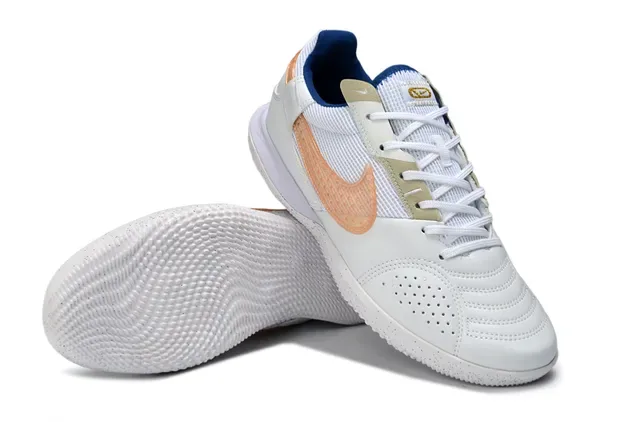 Nike White Beige Low-Top Perforated Leather And Mesh Upper Sneakers 4