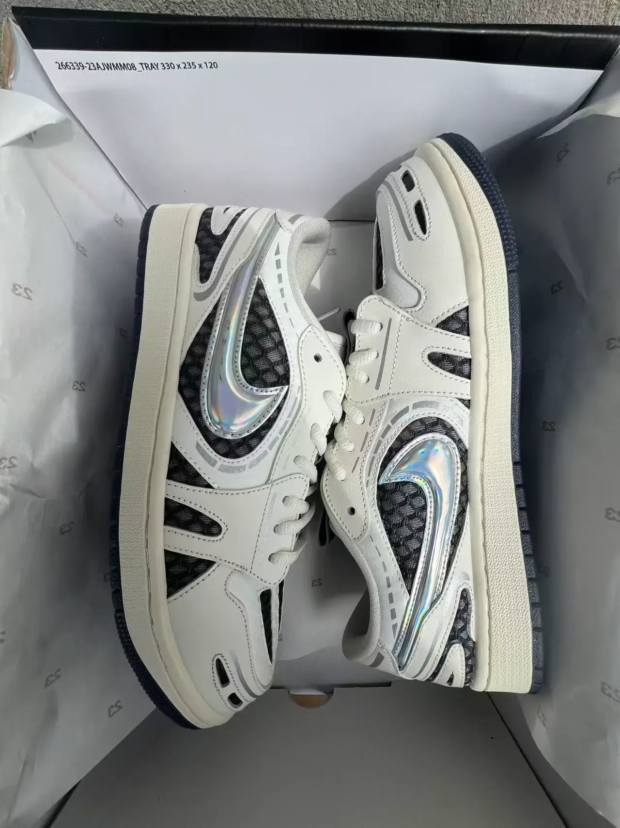 Nike White Black Layered Synthetic Overlays Iridescent Swoosh Sneakers 9