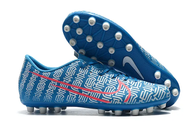 Nike أبيض أسود منخفض القطعة علوة اصطناعية قفص وسط القدم بتصميم زيغزاج كرة القدم للعشب الصناعي 3