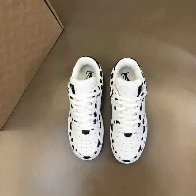 Nike White Black Low-Top Polka-Dot Print Lifestyle Sneakers 9