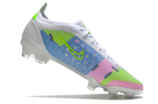 Nike أبيض ذهبي أعلى صناعي لمسات معدنية أحذية كرة القدم للأرض الصلبة 4