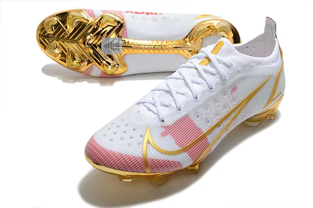 Nike أبيض ذهبي أعلى صناعي لمسات معدنية أحذية كرة القدم للأرض الصلبة 13