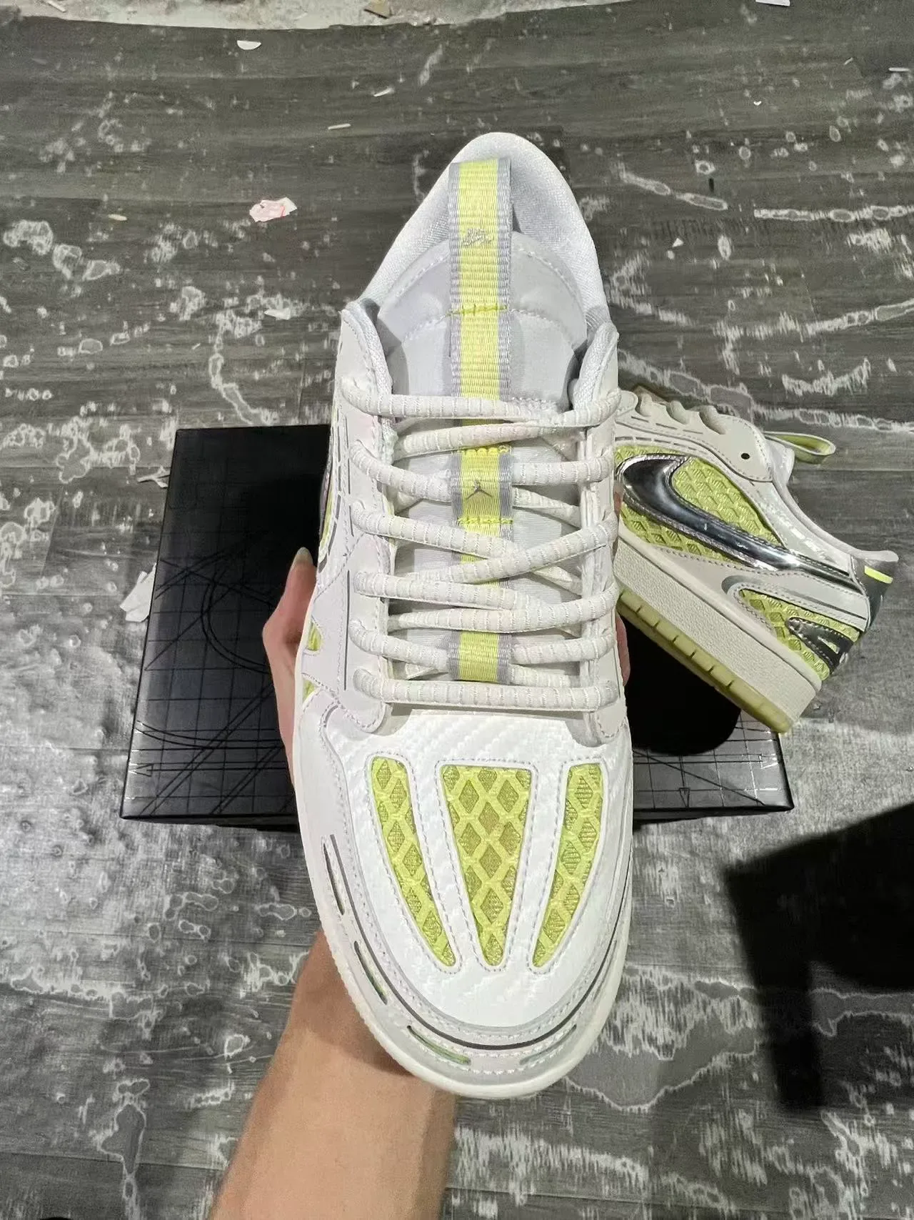 Nike White Green Low-Top Layered Synthetic-Mesh Upper Lifestyle Sneakers 3