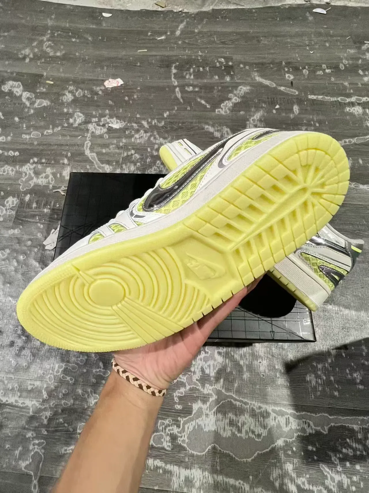 Nike White Green Low-Top Layered Synthetic-Mesh Upper Lifestyle Sneakers 6