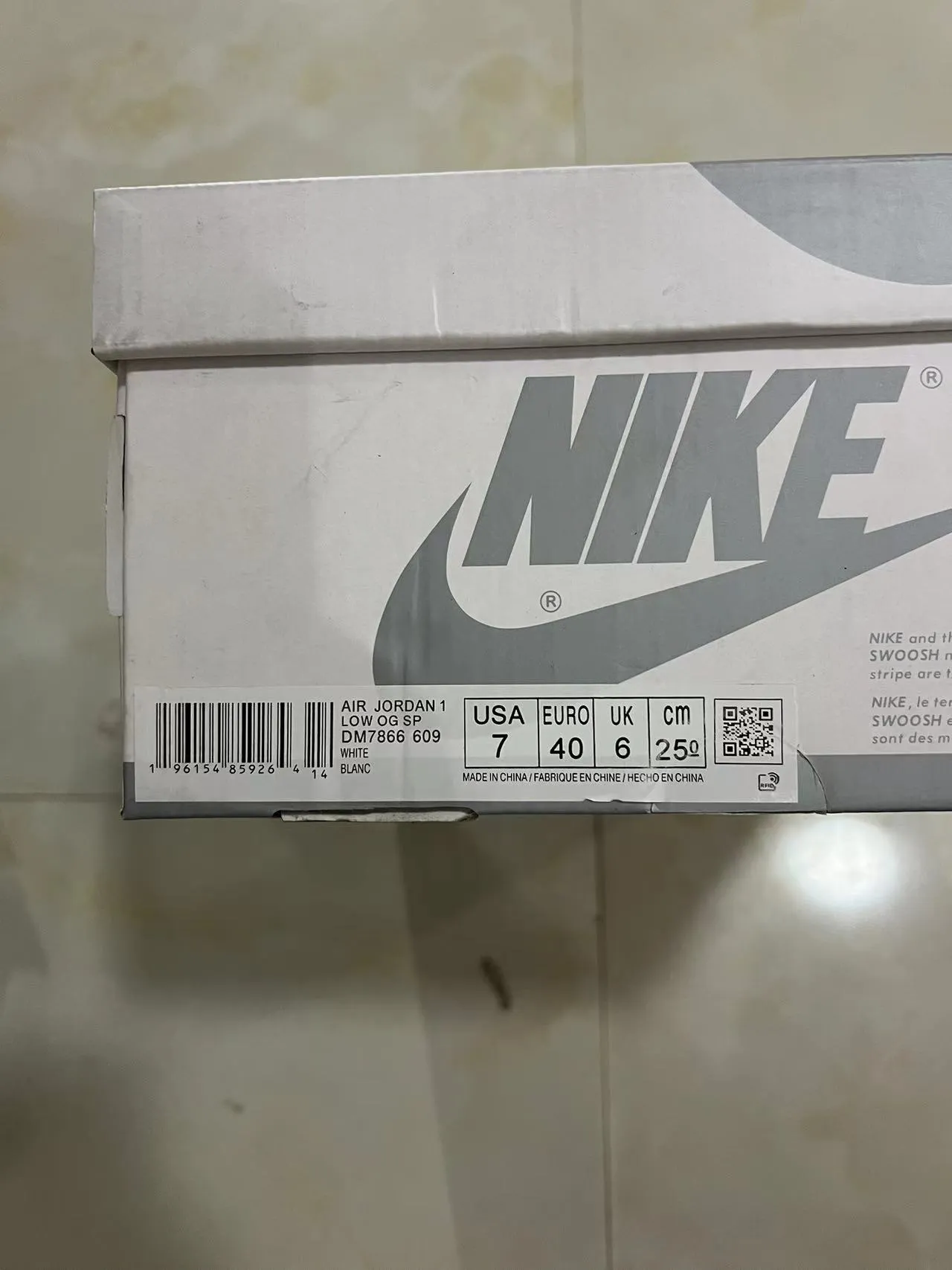 Nike White Leather Upper Stitched Overlay Construction Lifestyle Sneakers 10