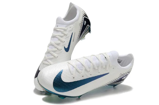 Nike White Multicolor Low-Cut Knit Upper Iridescent Holographic Heel Firm-Ground Soccer Shoes 7