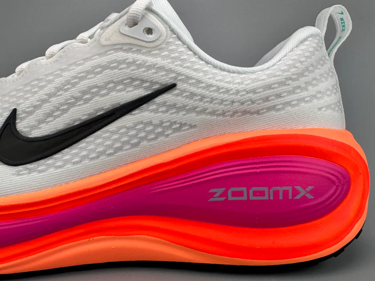 Nike White Orange Engineered Mesh Upper Sculpted Wavy Midsole Running Shoes 5