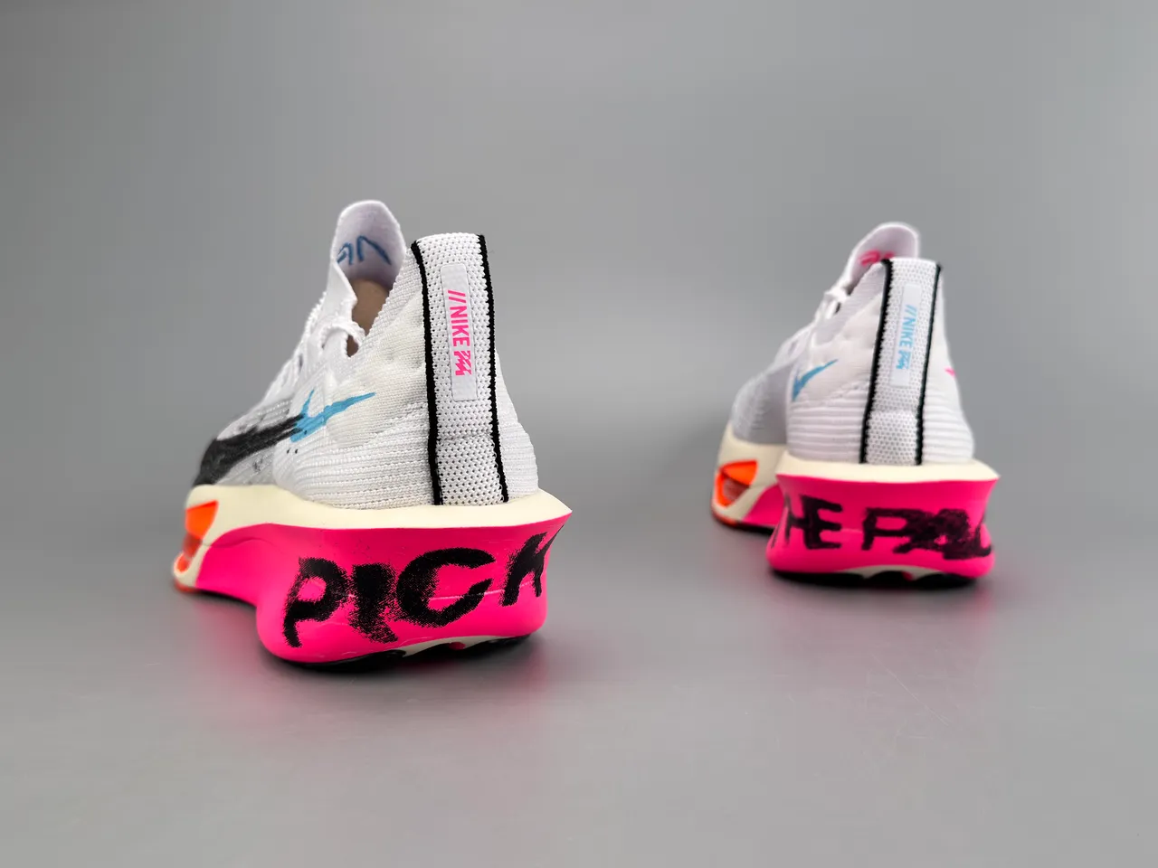 Nike White Pink Knit Upper Air Zoom Forefoot Unit Running Shoes 2