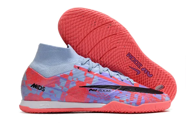 Nike chaussures de football indoor à col haut Flyknit en blanc et violet 12