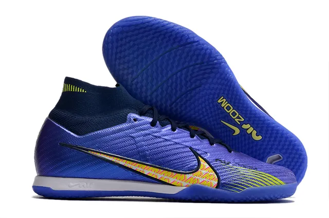 Nike chaussures de football indoor à col haut Flyknit en blanc et violet 14