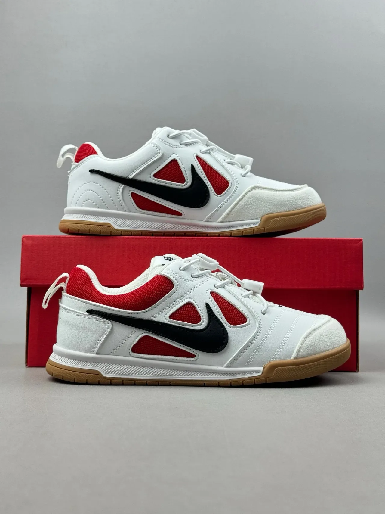 Nike White Red Low-Top Gum Sole Lifestyle Sneakers 3