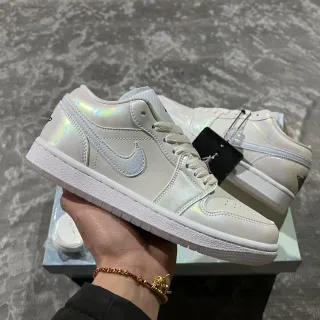 Nike White Silver Low-Top Iridescent Holographic Leather Lifestyle Sneakers