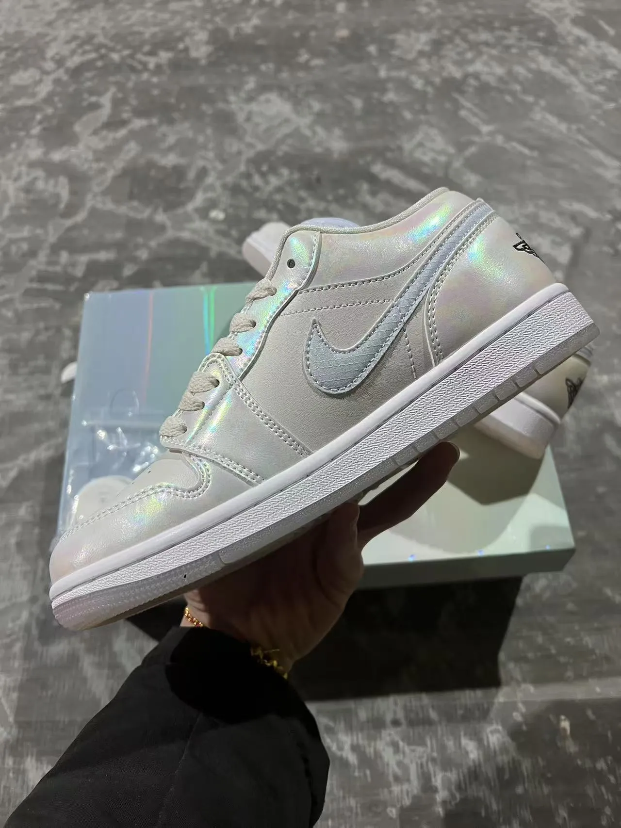 Nike White Silver Low-Top Iridescent Holographic Leather Lifestyle Sneakers 5