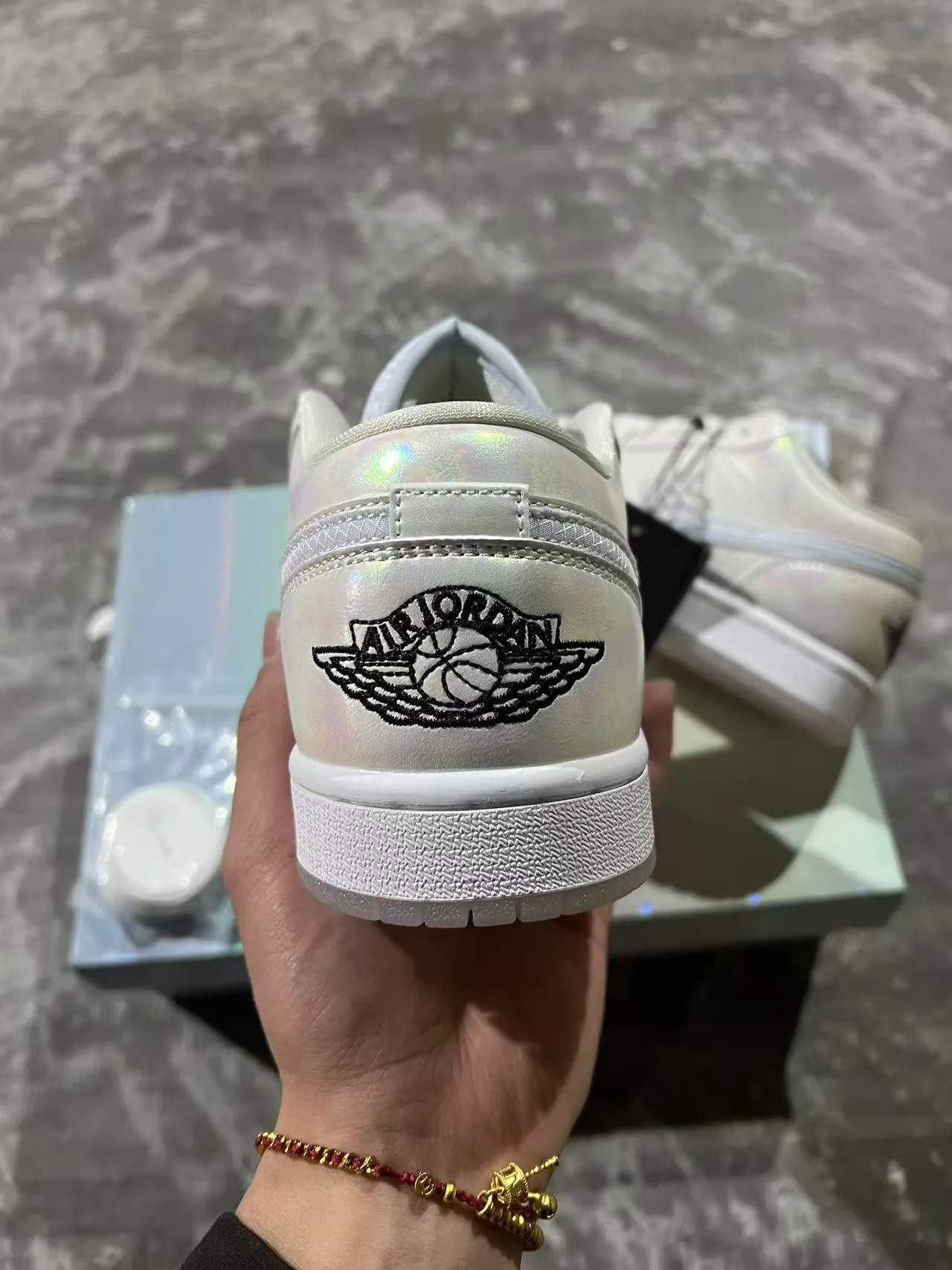 Nike White Silver Low-Top Iridescent Holographic Leather Lifestyle Sneakers 8