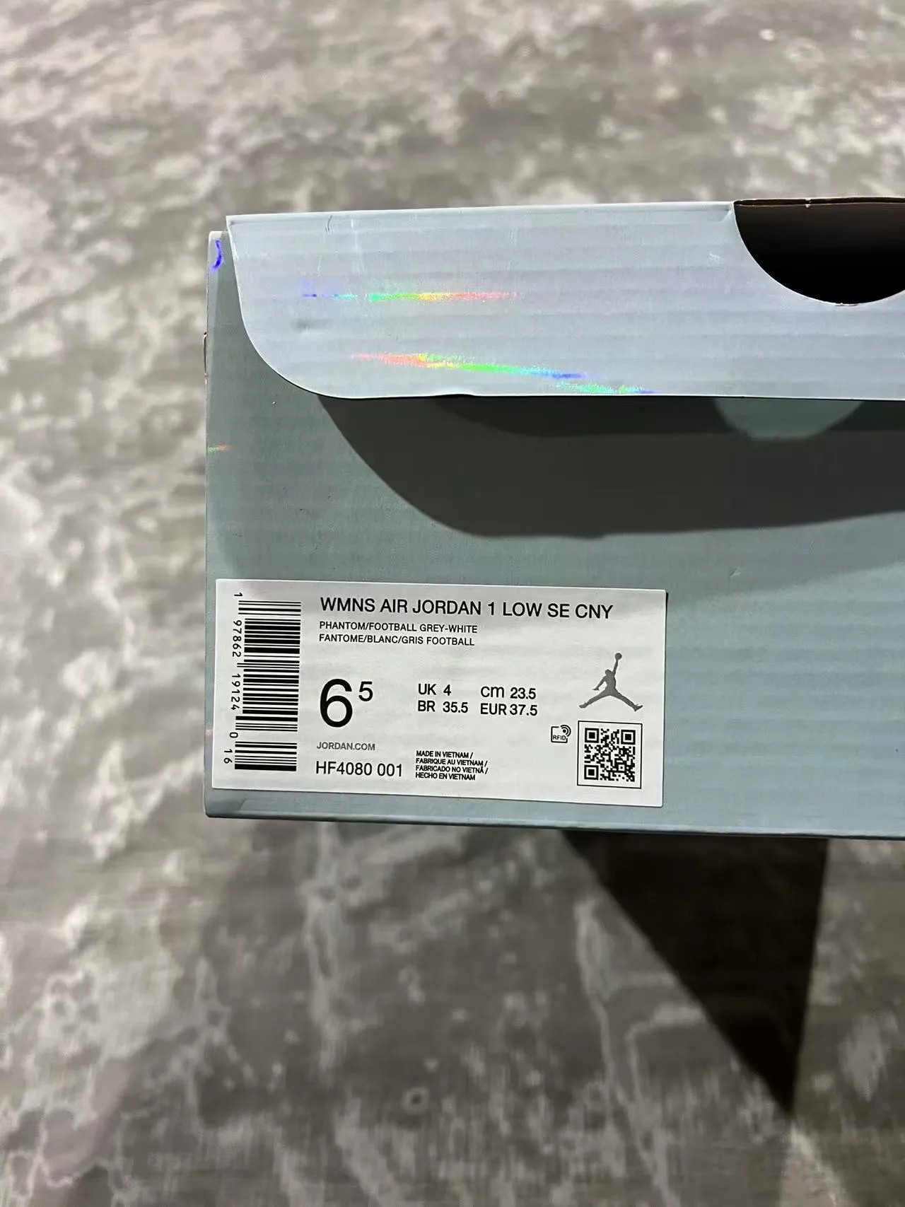 Nike White Silver Low-Top Iridescent Holographic Leather Lifestyle Sneakers 10