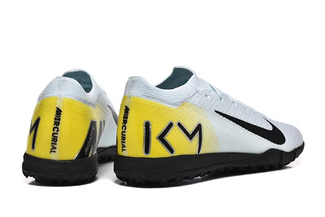 Nike chaussures de soccer indoor avec upper en tricot blanc et jaune, col bas 5