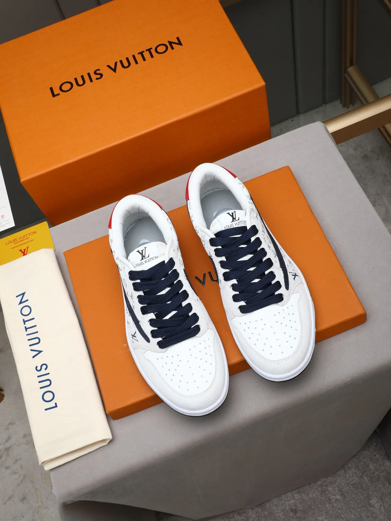 Nike x Louis Vuitton Air Jordan 1 Low Monogram White Navy Lifestyle Sneakers 3
