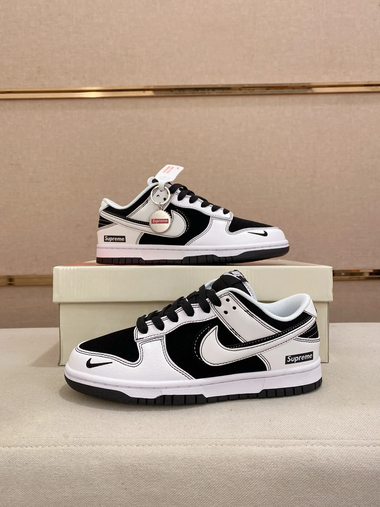 Nike x Supreme Dunk Low Black White Skateboard Shoes 7