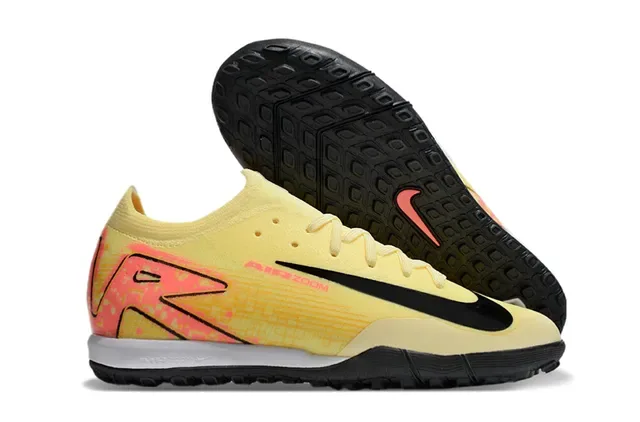 Nike Chaussures de Football Turf Jaune Noir Basse Tige Tricot Semelle Moldée 5