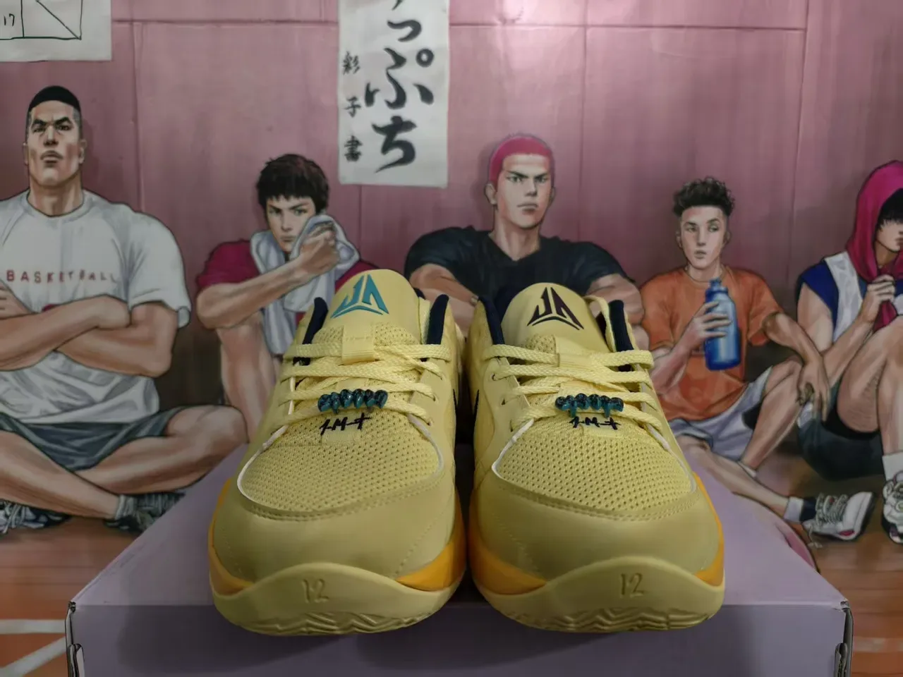 Nike Yellow Navy Low-Top Mesh-and-Synthetic Upper Lifestyle Sneakers 3