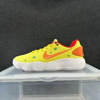 Nike पीला नारंगी पोल्का डॉट रिब्ड मिडसोल लाइफस्टाइल स्नीकर