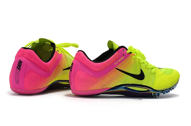 Nike أصفر وردي منخفض المستوى سبيكة سباق Flywire الجزء العلوي أحذية الجري 18