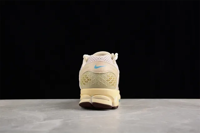 Nike Zoom 2K Beige Cream Lifestyle Sneakers 10