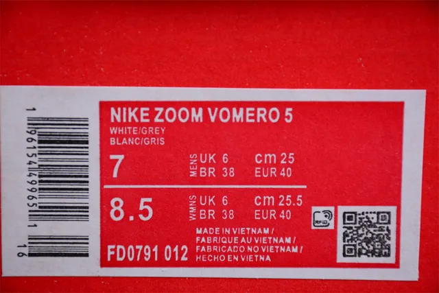 Nike Zoom 2K Gris Bleu Mailles et Synthétique Upper Cage Accent Léger Swoosh Chaussures de course 2