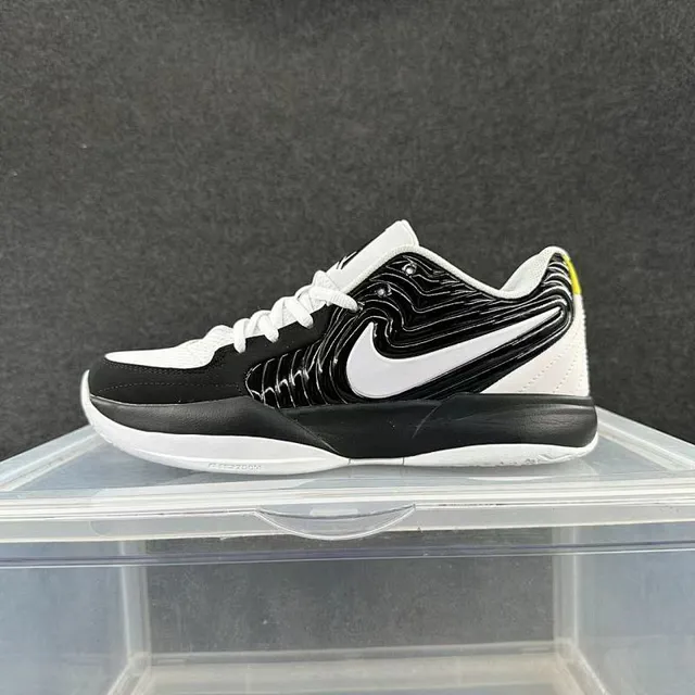 Nike Zoom Kobe IV Tênis de Basquete Preto Branco Amarelo 2
