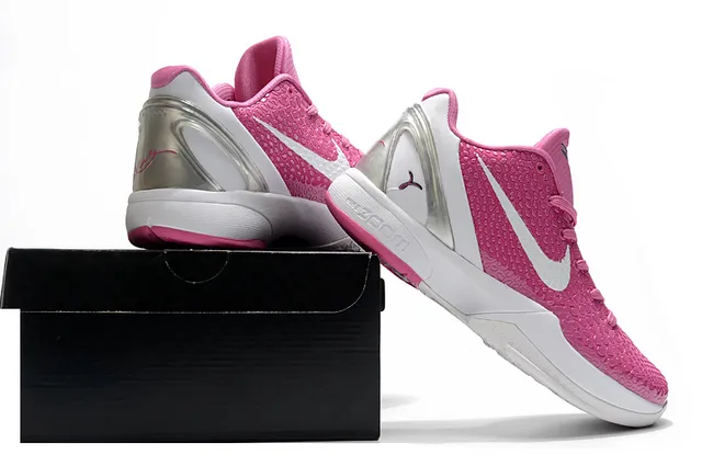 Nike Zoom Kobe IV 粉白篮球鞋 6
