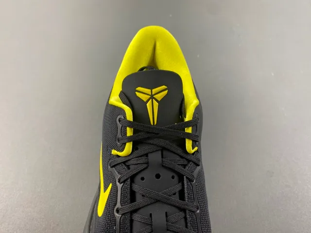 Nike Zoom Kobe VIII Black Yellow Green Basketball Shoes 6