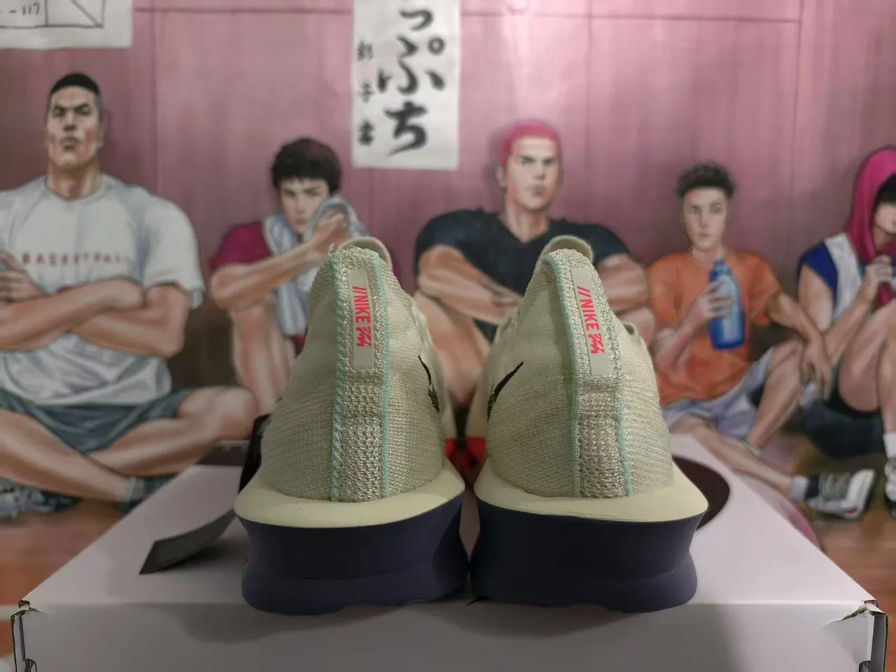 Nike ZoomX Beige Violet Haut en tricot ingénierie Plaque pleine longueur en fibre de carbone Chaussures de course 3