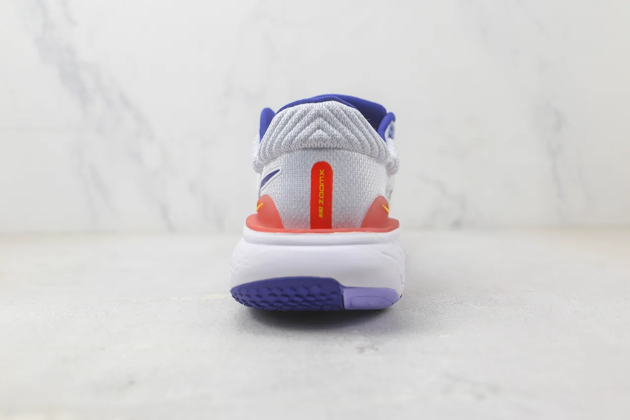 Nike ZoomX Invincible Run Tênis de corrida com upper de knit cinza azul, sola intermediária esculturada ondulada 9