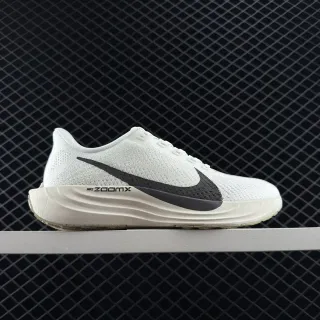 Nike ZoomX zapatillas de correr blancas y negras