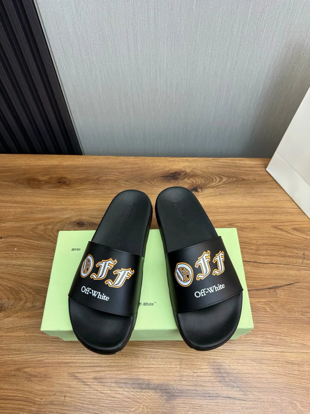 Off-White Anchor Logo Slides Noires 2