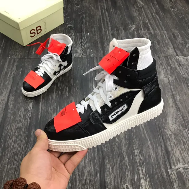 Off-White Chaussures Lifestyle Noir High-Top Industrielles avec Zip-Tie 4
