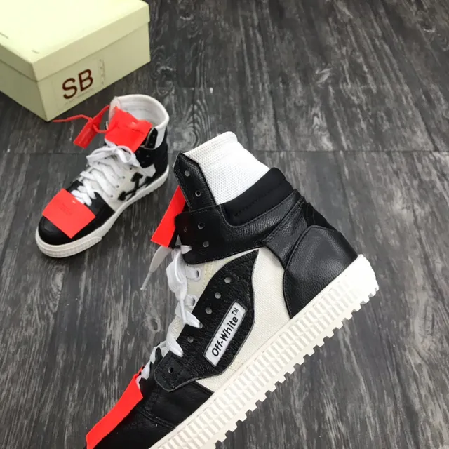 Off-White Chaussures Lifestyle Noir High-Top Industrielles avec Zip-Tie 5