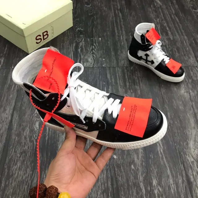 Off-White Chaussures Lifestyle Noir High-Top Industrielles avec Zip-Tie 7