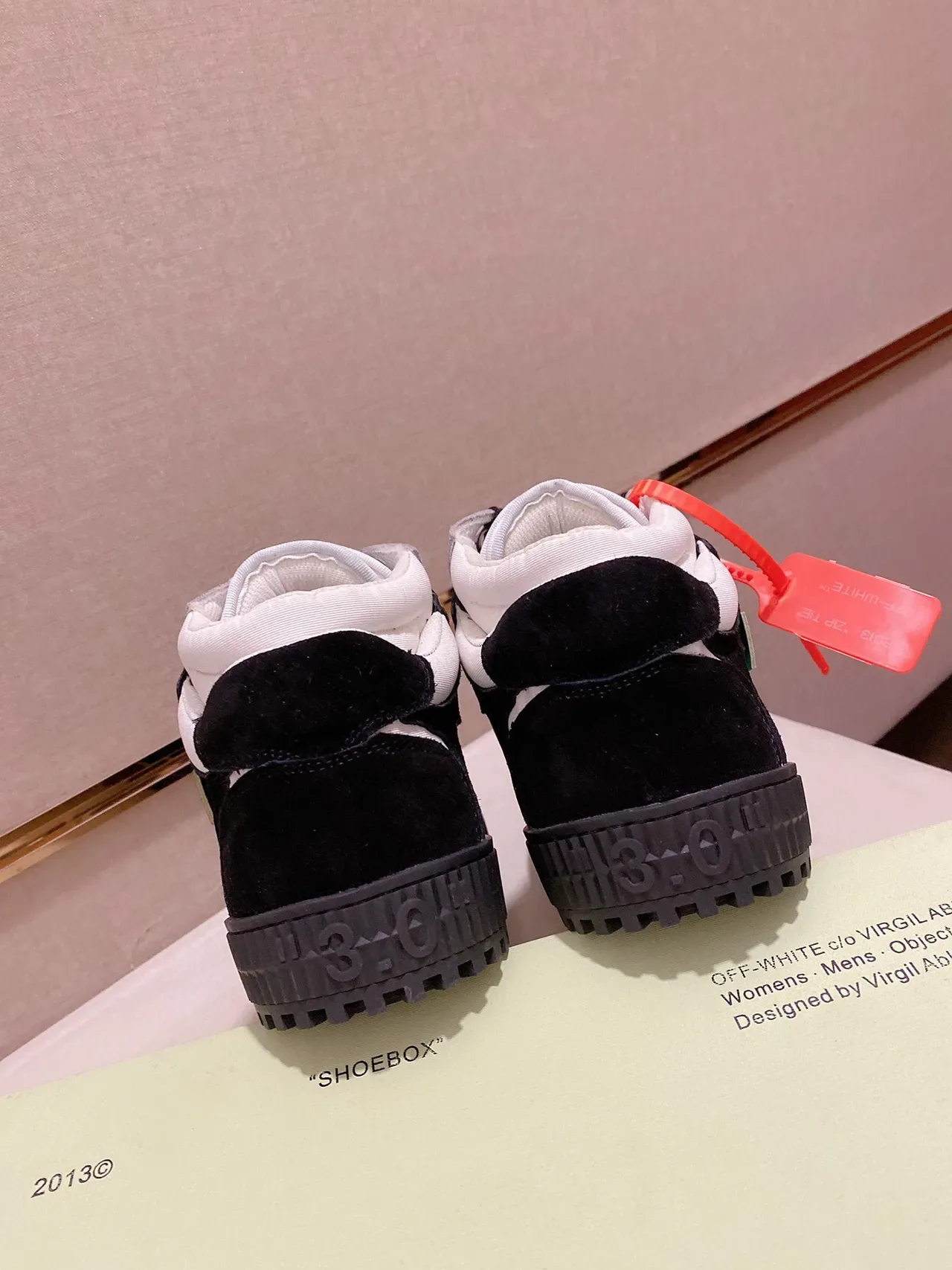 Off-White أسود عالي التوب سويد جلد مركب حذاء أسلوب حياة 3