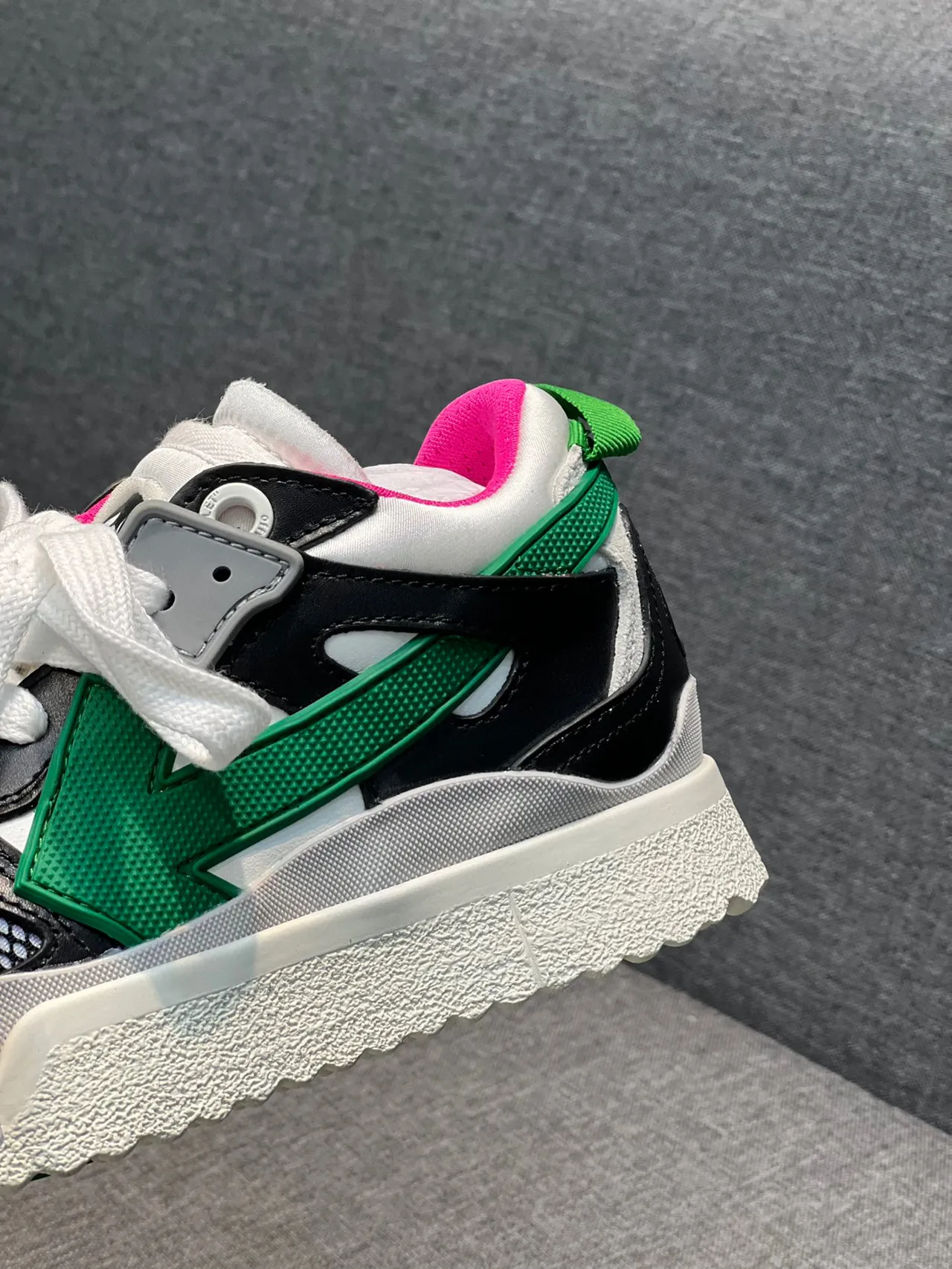 Off-White Runner Noir Vert Rose Chaussures Lifestyle 8